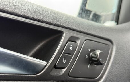 Volkswagen Jetta VI, 2011 год, 797 000 рублей, 17 фотография