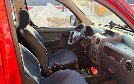 Peugeot Partner II рестайлинг 2, 2010 год, 555 000 рублей, 5 фотография