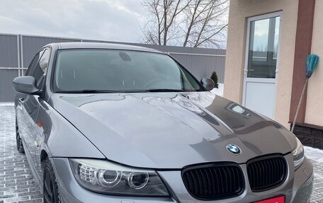 BMW 3 серия, 2011 год, 1 280 000 рублей, 6 фотография