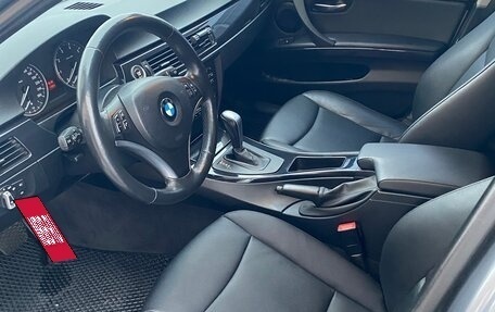 BMW 3 серия, 2011 год, 1 280 000 рублей, 10 фотография