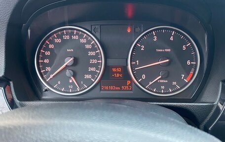 BMW 3 серия, 2011 год, 1 280 000 рублей, 13 фотография