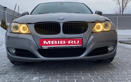 BMW 3 серия, 2011 год, 1 280 000 рублей, 4 фотография