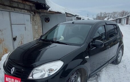 Renault Sandero I, 2011 год, 450 000 рублей, 2 фотография