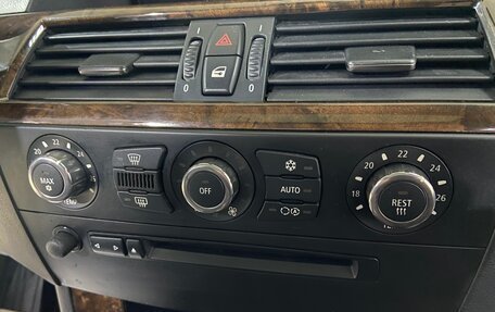 BMW 5 серия, 2006 год, 1 050 000 рублей, 23 фотография