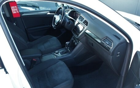 Volkswagen Tiguan II, 2019 год, 2 590 000 рублей, 8 фотография