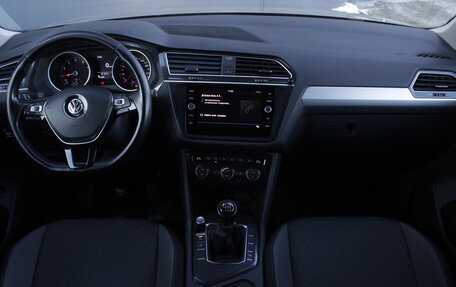 Volkswagen Tiguan II, 2019 год, 2 250 000 рублей, 7 фотография