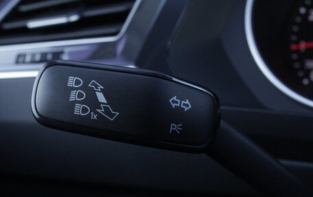 Volkswagen Tiguan II, 2019 год, 2 250 000 рублей, 12 фотография