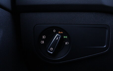 Volkswagen Tiguan II, 2019 год, 2 250 000 рублей, 20 фотография