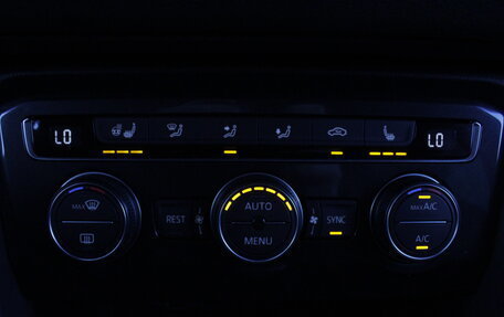 Volkswagen Tiguan II, 2019 год, 2 250 000 рублей, 16 фотография