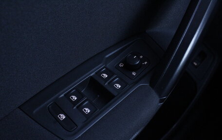 Volkswagen Tiguan II, 2019 год, 2 250 000 рублей, 19 фотография