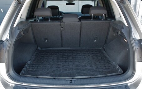 Volkswagen Tiguan II, 2019 год, 2 250 000 рублей, 26 фотография