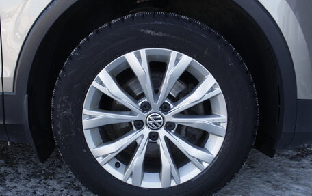 Volkswagen Tiguan II, 2019 год, 2 250 000 рублей, 27 фотография