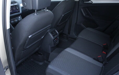 Volkswagen Tiguan II, 2019 год, 2 250 000 рублей, 24 фотография