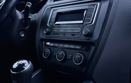 Volkswagen Jetta VI, 2016 год, 1 220 000 рублей, 18 фотография