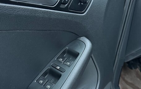 Volkswagen Jetta VI, 2016 год, 1 220 000 рублей, 25 фотография