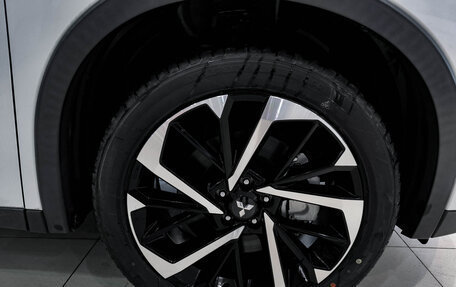 Mitsubishi Outlander, 2023 год, 4 050 000 рублей, 22 фотография