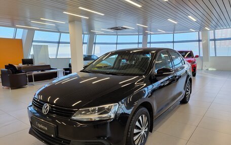 Volkswagen Jetta VI, 2014 год, 899 000 рублей, 1 фотография