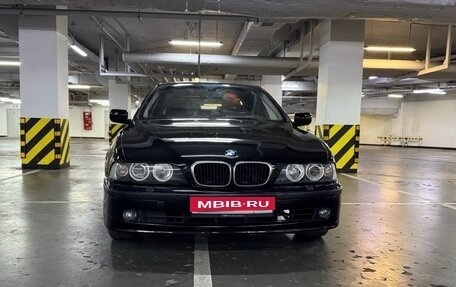 BMW 5 серия, 2002 год, 745 000 рублей, 1 фотография