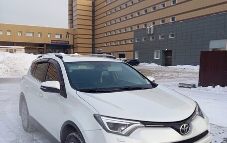 Toyota RAV4, 2019 год, 3 150 000 рублей, 1 фотография