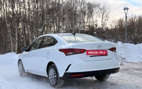 Hyundai Solaris II рестайлинг, 2021 год, 1 100 000 рублей, 5 фотография