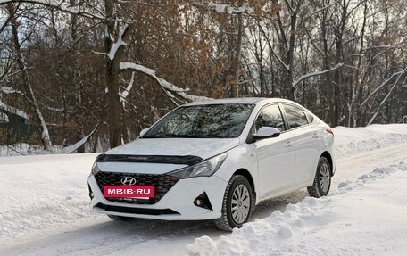 Hyundai Solaris II рестайлинг, 2021 год, 1 100 000 рублей, 11 фотография