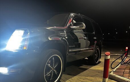 Cadillac Escalade III, 2011 год, 1 700 000 рублей, 5 фотография