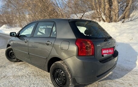 Toyota Corolla, 2005 год, 720 000 рублей, 3 фотография