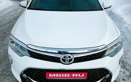 Toyota Camry, 2018 год, 2 500 000 рублей, 5 фотография