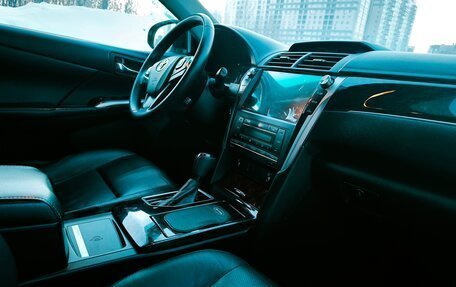 Toyota Camry, 2018 год, 2 500 000 рублей, 21 фотография