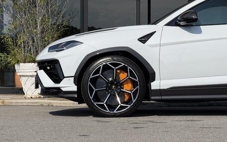 Lamborghini Urus I, 2025 год, 40 000 000 рублей, 8 фотография