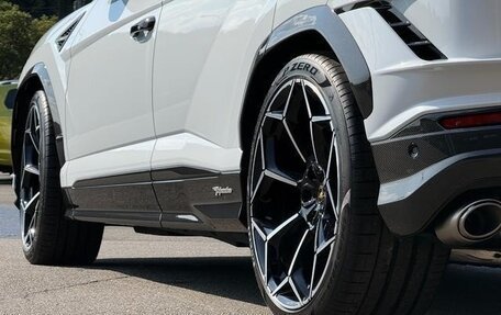 Lamborghini Urus I, 2025 год, 40 000 000 рублей, 9 фотография