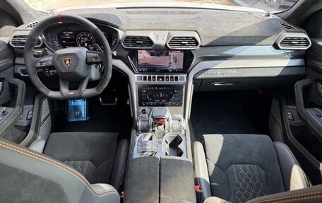 Lamborghini Urus I, 2025 год, 40 000 000 рублей, 15 фотография