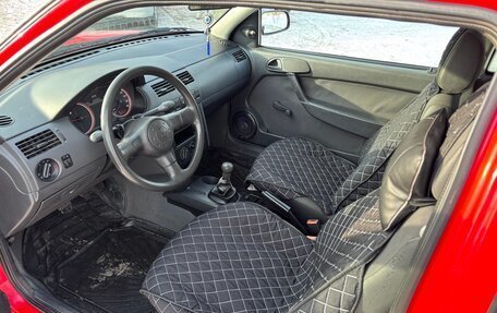 Volkswagen Pointer, 2004 год, 260 000 рублей, 11 фотография