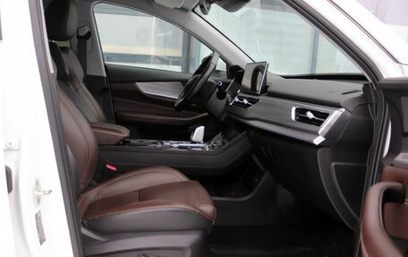 Chery Tiggo 8 Pro, 2021 год, 2 099 000 рублей, 10 фотография