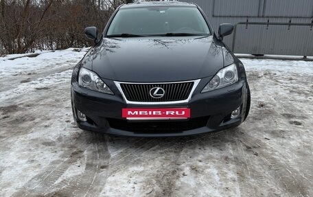 Lexus IS II рестайлинг 2, 2008 год, 1 300 000 рублей, 2 фотография