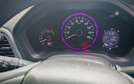 Honda Vezel, 2014 год, 1 500 000 рублей, 13 фотография