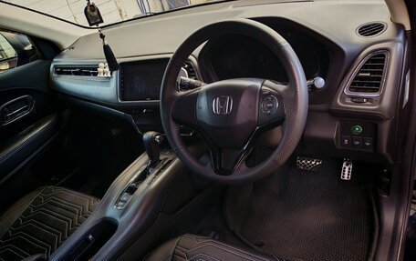 Honda Vezel, 2014 год, 1 500 000 рублей, 16 фотография