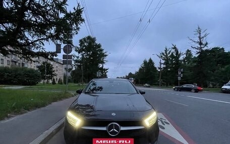 Mercedes-Benz A-Класс, 2019 год, 2 050 000 рублей, 10 фотография