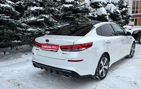 KIA Optima IV, 2018 год, 2 100 000 рублей, 6 фотография