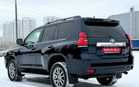 Toyota Land Cruiser Prado 150 рестайлинг 2, 2020 год, 6 790 000 рублей, 9 фотография