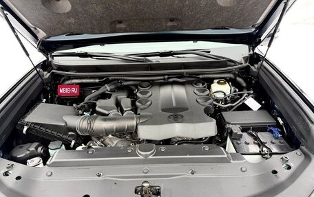 Toyota Land Cruiser Prado 150 рестайлинг 2, 2020 год, 6 790 000 рублей, 17 фотография