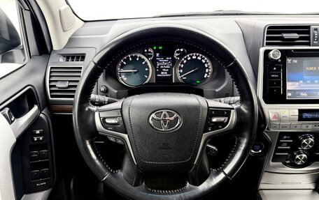 Toyota Land Cruiser Prado 150 рестайлинг 2, 2020 год, 6 790 000 рублей, 28 фотография