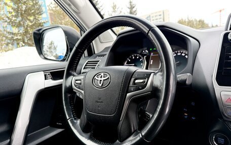 Toyota Land Cruiser Prado 150 рестайлинг 2, 2020 год, 6 790 000 рублей, 31 фотография