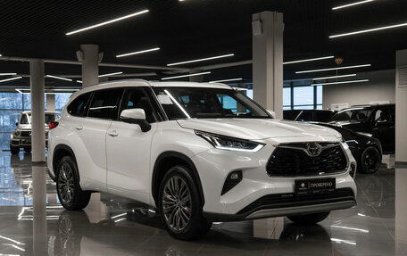 Toyota Highlander, 2025 год, 5 600 000 рублей, 2 фотография
