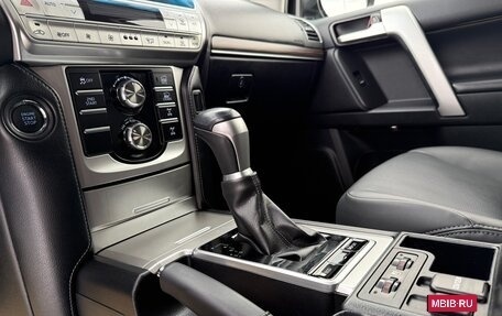 Toyota Land Cruiser Prado 150 рестайлинг 2, 2020 год, 6 790 000 рублей, 37 фотография