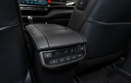 Toyota Highlander, 2025 год, 5 600 000 рублей, 16 фотография