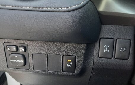 Toyota RAV4, 2019 год, 3 150 000 рублей, 5 фотография