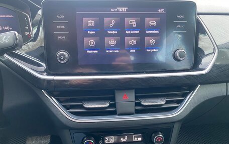 Volkswagen Polo VI (EU Market), 2021 год, 1 590 000 рублей, 24 фотография