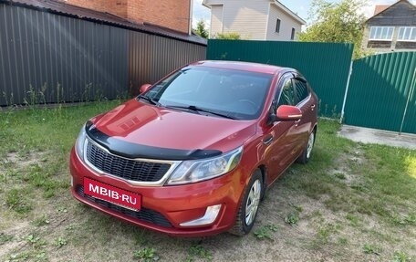 KIA Rio III рестайлинг, 2013 год, 750 000 рублей, 1 фотография