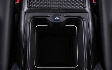 Land Rover Range Rover IV рестайлинг, 2025 год, 32 900 000 рублей, 25 фотография